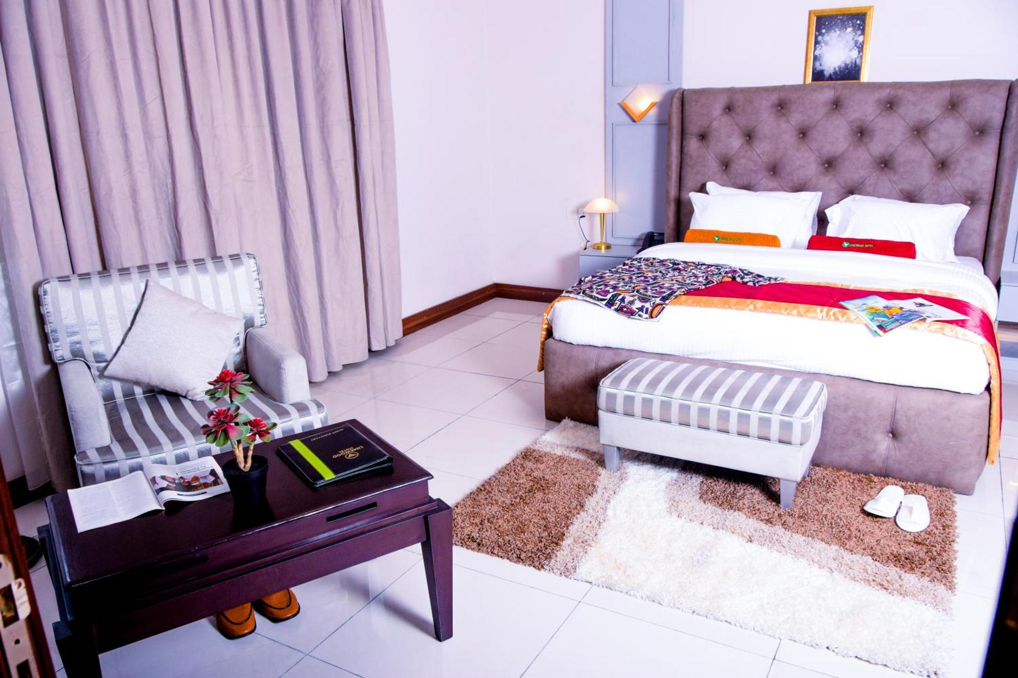 Limewood Hotel Port Harcourt Buitenkant foto