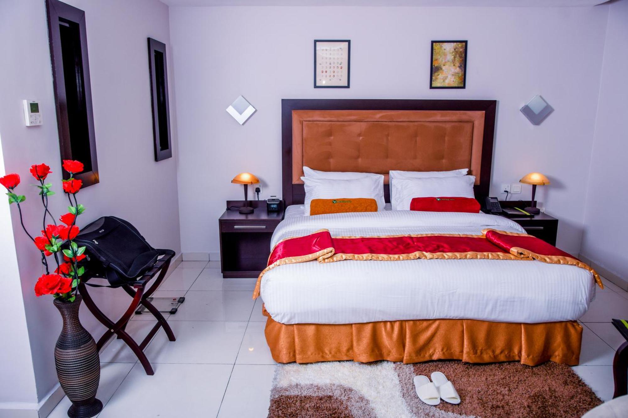 Limewood Hotel Port Harcourt Buitenkant foto